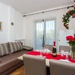 Lucija *