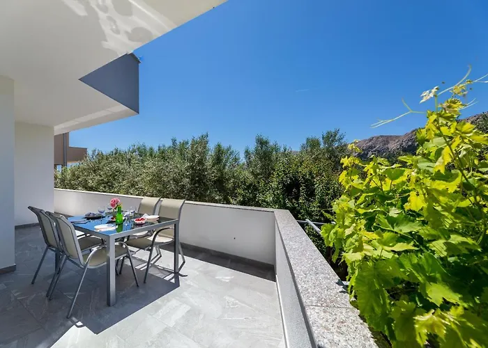 Lucija Apartman